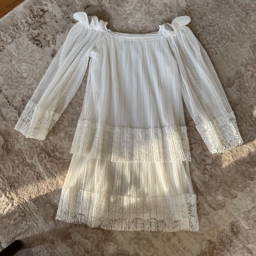 Lace Romantic tiered White Mini Dress by TFNC in XS